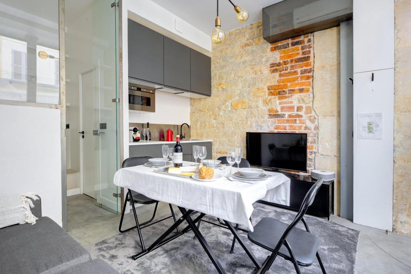 Bluestay 150 - A Paris